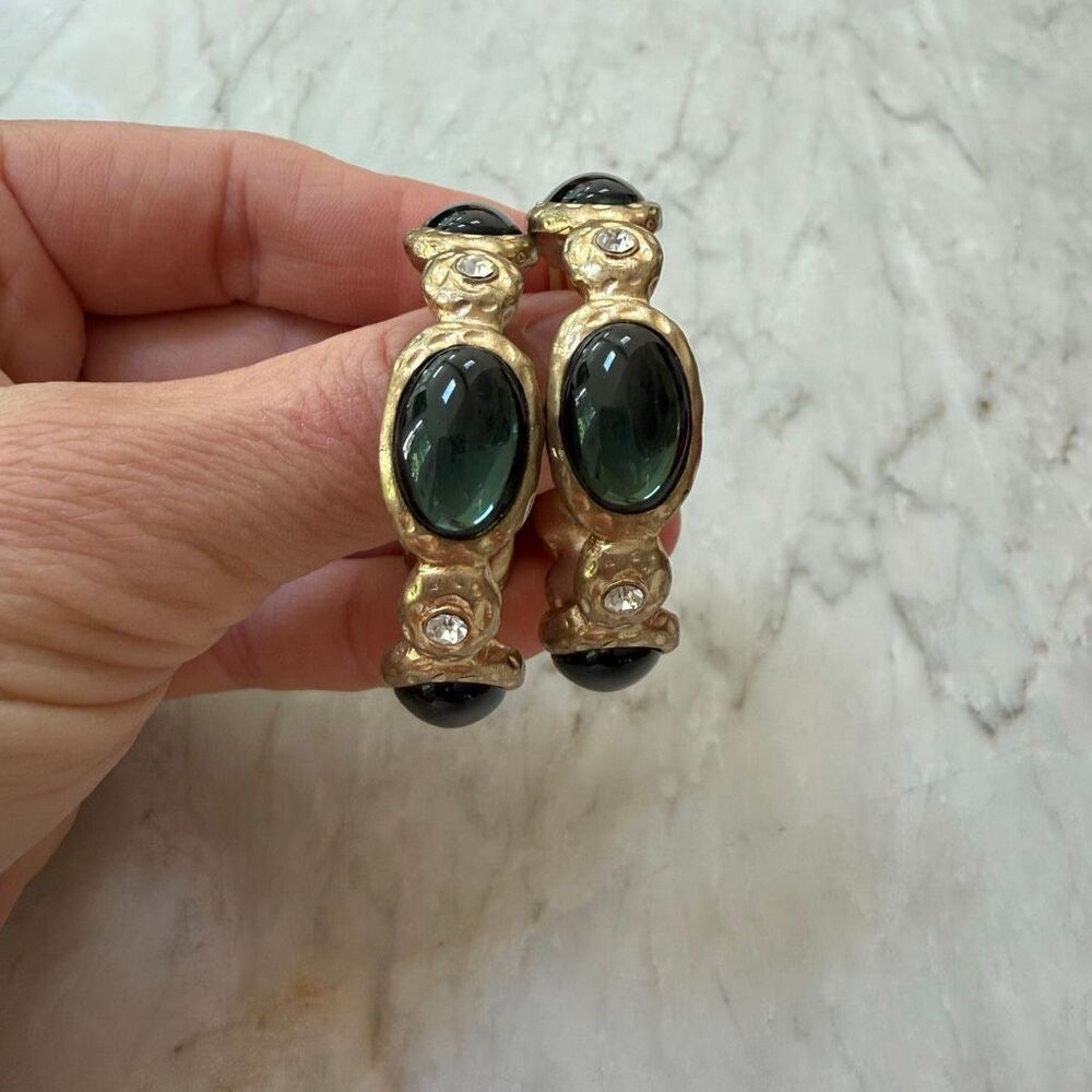 Kenneth Jay Lane Vintage Gold-Tone Clip Hoop Earrings Faux Emerald Cabochons New — image 2 of 6